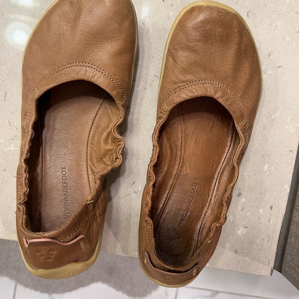 Vivo Barefoot Brown Flats